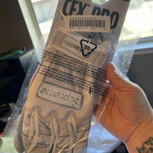 Supreme x Franklin SS22 batting glove